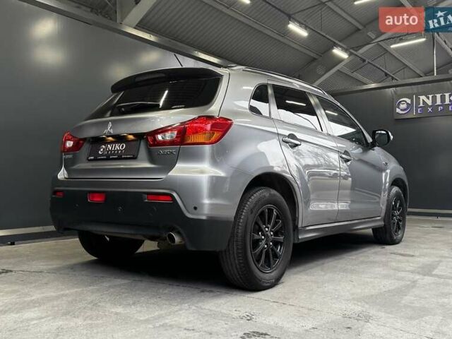 Серый Мицубиси АСХ, объемом двигателя 2 л и пробегом 261 тыс. км за 10000 $, фото 14 на Automoto.ua