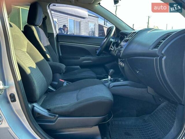 Серый Мицубиси АСХ, объемом двигателя 1.8 л и пробегом 279 тыс. км за 9700 $, фото 33 на Automoto.ua