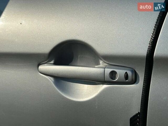 Серый Мицубиси АСХ, объемом двигателя 1.8 л и пробегом 279 тыс. км за 9700 $, фото 10 на Automoto.ua