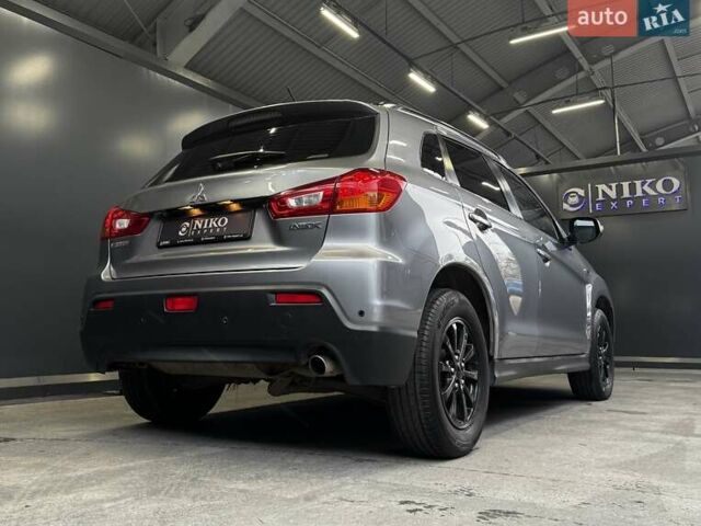 Серый Мицубиси АСХ, объемом двигателя 2 л и пробегом 261 тыс. км за 10000 $, фото 12 на Automoto.ua