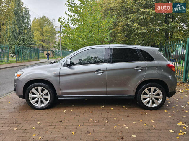 Мицубиси АСХ 2012 в Киеве на Automoto.ua Серый Мицубиси АСХ, объемом двигателя 2 л и пробегом 160 тыс. км за 10000 $, фото 6 на Automoto.ua