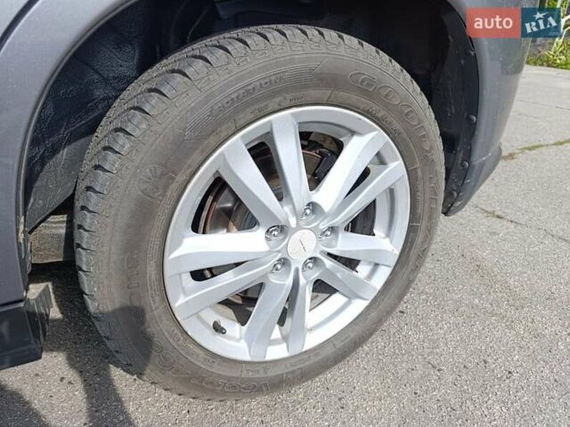 Серый Мицубиси АСХ, объемом двигателя 2.3 л и пробегом 215 тыс. км за 13600 $, фото 45 на Automoto.ua