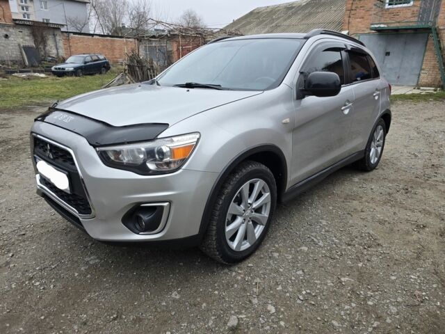 Серый Мицубиси АСХ, объемом двигателя 2 л и пробегом 248 тыс. км за 9900 $, фото 1 на Automoto.ua