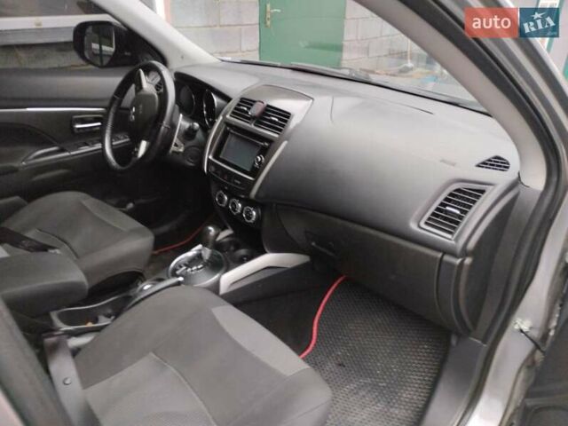 Сірий Міцубісі АСХ, об'ємом двигуна 2 л та пробігом 190 тис. км за 11000 $, фото 2 на Automoto.ua