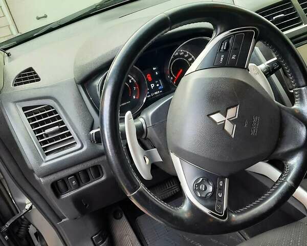 Серый Мицубиси АСХ, объемом двигателя 2 л и пробегом 212 тыс. км за 11300 $, фото 11 на Automoto.ua