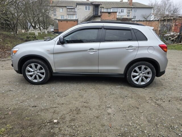 Серый Мицубиси АСХ, объемом двигателя 2 л и пробегом 248 тыс. км за 9900 $, фото 2 на Automoto.ua