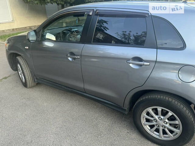 Серый Мицубиси АСХ, объемом двигателя 1.6 л и пробегом 271 тыс. км за 8200 $, фото 3 на Automoto.ua