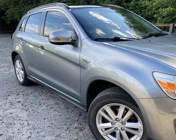 Серый Мицубиси АСХ, объемом двигателя 2.3 л и пробегом 215 тыс. км за 13600 $, фото 1 на Automoto.ua