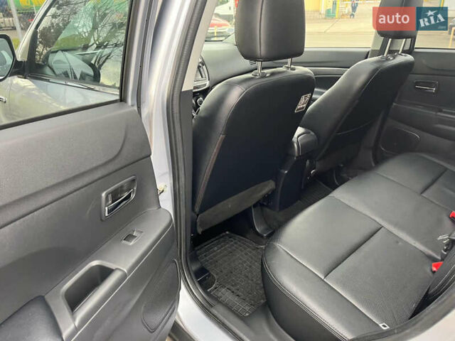 Сірий Міцубісі АСХ, об'ємом двигуна 2.3 л та пробігом 217 тис. км за 13300 $, фото 24 на Automoto.ua