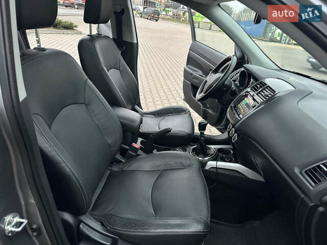 Серый Мицубиси АСХ, объемом двигателя 1.8 л и пробегом 215 тыс. км за 13800 $, фото 45 на Automoto.ua