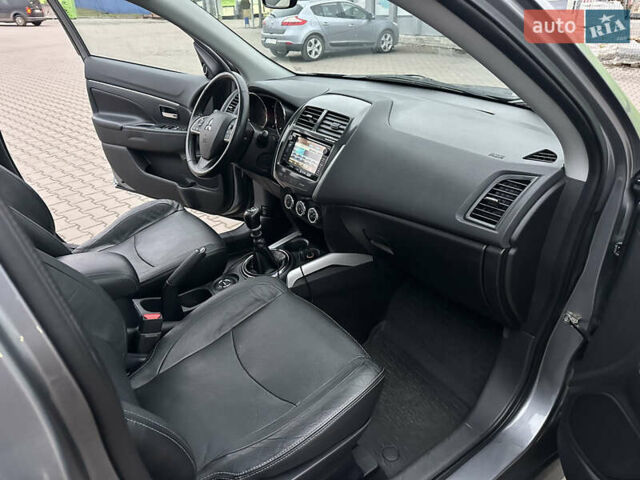 Серый Мицубиси АСХ, объемом двигателя 1.8 л и пробегом 215 тыс. км за 13800 $, фото 44 на Automoto.ua