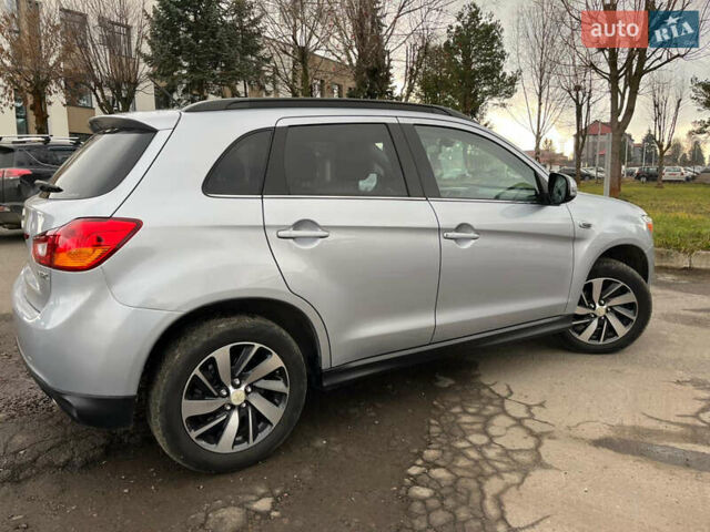 Сірий Міцубісі АСХ, об'ємом двигуна 2.3 л та пробігом 217 тис. км за 13300 $, фото 13 на Automoto.ua
