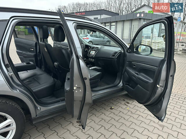 Серый Мицубиси АСХ, объемом двигателя 1.8 л и пробегом 215 тыс. км за 13800 $, фото 55 на Automoto.ua