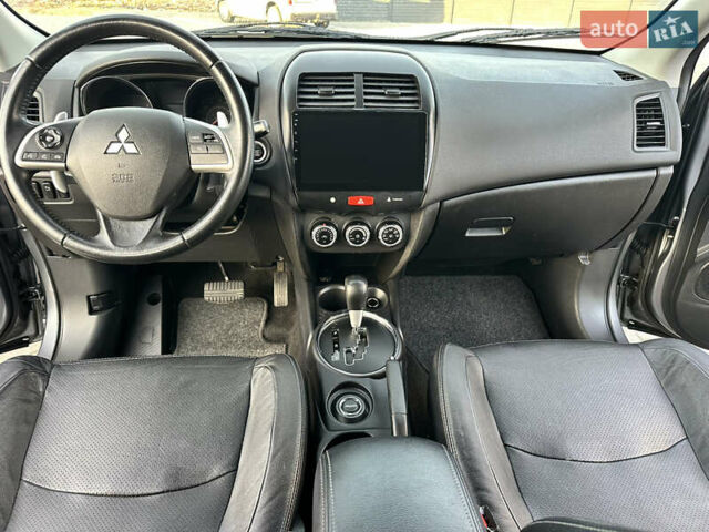 Серый Мицубиси АСХ, объемом двигателя 2.2 л и пробегом 136 тыс. км за 14499 $, фото 51 на Automoto.ua
