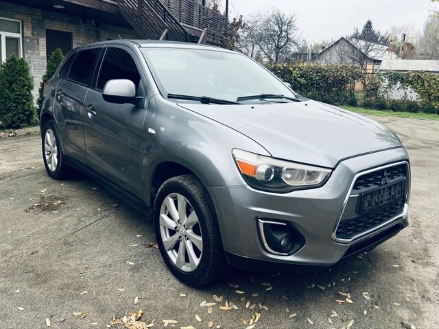 Серый Мицубиси АСХ, объемом двигателя 2 л и пробегом 103 тыс. км за 9999 $, фото 2 на Automoto.ua