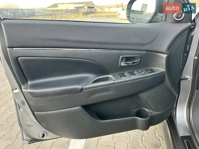 Серый Мицубиси АСХ, объемом двигателя 2.2 л и пробегом 136 тыс. км за 14499 $, фото 25 на Automoto.ua