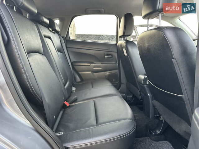 Серый Мицубиси АСХ, объемом двигателя 2.2 л и пробегом 136 тыс. км за 14499 $, фото 47 на Automoto.ua