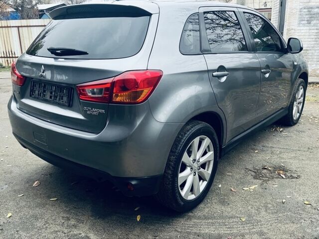 Серый Мицубиси АСХ, объемом двигателя 2 л и пробегом 103 тыс. км за 9999 $, фото 3 на Automoto.ua