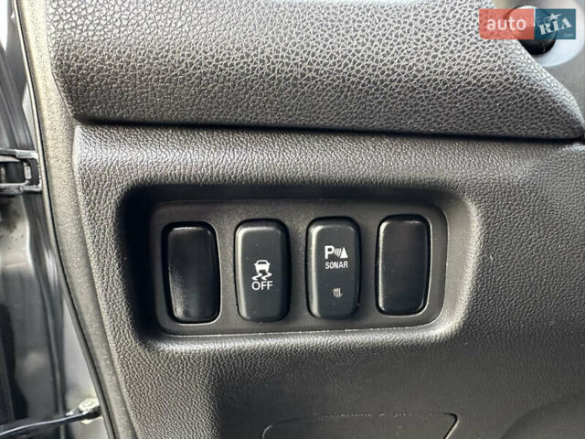 Серый Мицубиси АСХ, объемом двигателя 2.2 л и пробегом 136 тыс. км за 14499 $, фото 27 на Automoto.ua