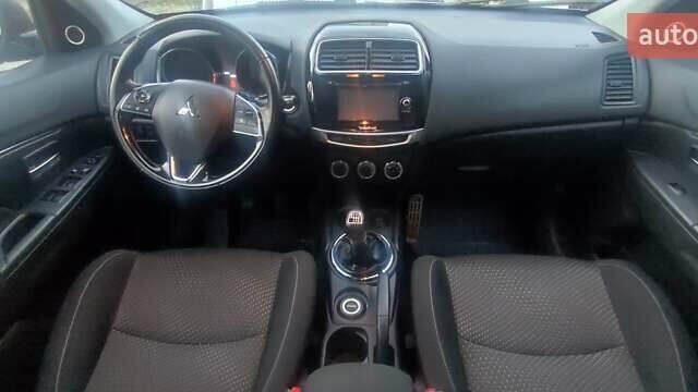 Серый Мицубиси АСХ, объемом двигателя 1.6 л и пробегом 208 тыс. км за 12950 $, фото 13 на Automoto.ua