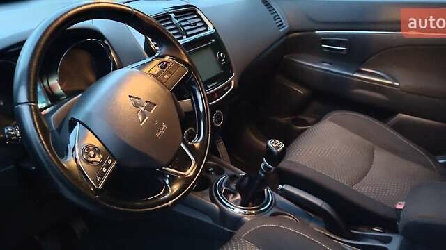 Серый Мицубиси АСХ, объемом двигателя 1.6 л и пробегом 208 тыс. км за 12950 $, фото 28 на Automoto.ua