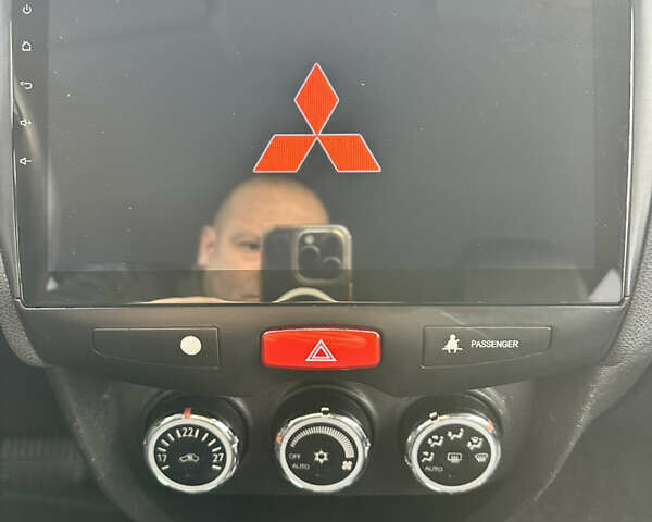 Серый Мицубиси АСХ, объемом двигателя 2.2 л и пробегом 136 тыс. км за 14499 $, фото 37 на Automoto.ua