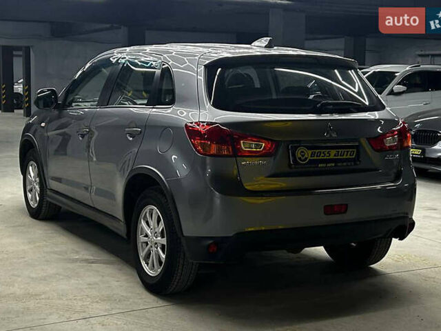 Серый Мицубиси АСХ, объемом двигателя 1.59 л и пробегом 66 тыс. км за 16300 $, фото 3 на Automoto.ua