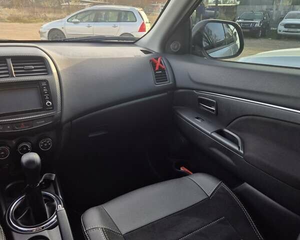 Сірий Міцубісі АСХ, об'ємом двигуна 1.59 л та пробігом 164 тис. км за 13800 $, фото 12 на Automoto.ua