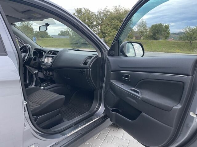 Серый Мицубиси АСХ, объемом двигателя 1.6 л и пробегом 66 тыс. км за 16800 $, фото 12 на Automoto.ua