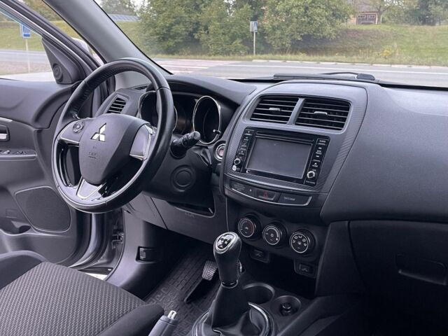 Серый Мицубиси АСХ, объемом двигателя 1.6 л и пробегом 66 тыс. км за 16800 $, фото 13 на Automoto.ua