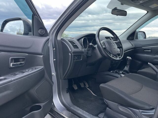 Серый Мицубиси АСХ, объемом двигателя 1.6 л и пробегом 66 тыс. км за 16800 $, фото 11 на Automoto.ua