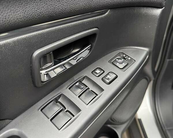 Сірий Міцубісі АСХ, об'ємом двигуна 1.59 л та пробігом 124 тис. км за 13400 $, фото 17 на Automoto.ua