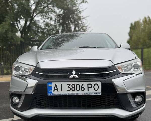 Мицубиси АСХ 2018 в Киеве на Automoto.ua Серый Мицубиси АСХ, объемом двигателя 1.59 л и пробегом 124 тыс. км за 12999 $, фото 3 на Automoto.ua