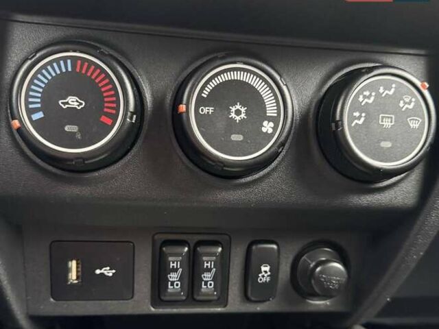 Сірий Міцубісі АСХ, об'ємом двигуна 1.59 л та пробігом 124 тис. км за 13400 $, фото 20 на Automoto.ua