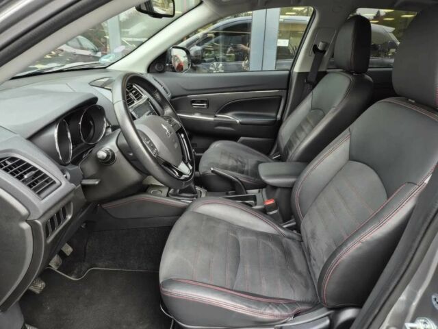 Мицубиси АСХ 2019 в Хмельницком на Automoto.ua Серый Мицубиси АСХ, объемом двигателя 1.6 л и пробегом 39 тыс. км за 13600 $, фото 5 на Automoto.ua