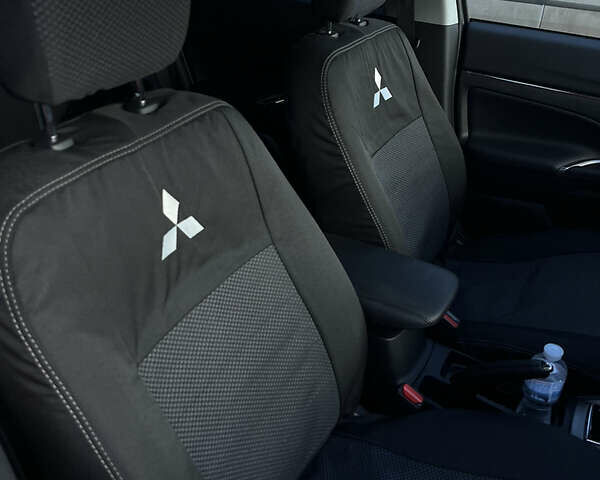 Серый Мицубиси АСХ, объемом двигателя 2 л и пробегом 22 тыс. км за 21000 $, фото 16 на Automoto.ua