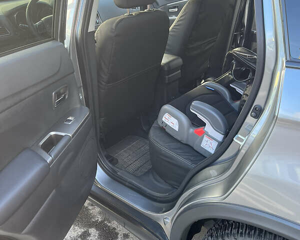 Серый Мицубиси АСХ, объемом двигателя 2 л и пробегом 22 тыс. км за 21000 $, фото 14 на Automoto.ua