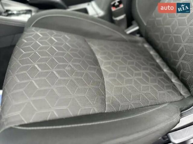 Серый Мицубиси АСХ, объемом двигателя 2 л и пробегом 56 тыс. км за 18500 $, фото 6 на Automoto.ua