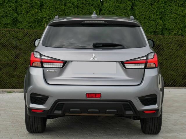 Серый Мицубиси АСХ, объемом двигателя 2 л и пробегом 25 тыс. км за 3400 $, фото 5 на Automoto.ua