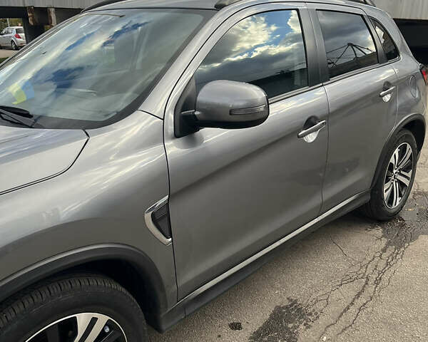 Серый Мицубиси АСХ, объемом двигателя 2 л и пробегом 22 тыс. км за 21000 $, фото 7 на Automoto.ua