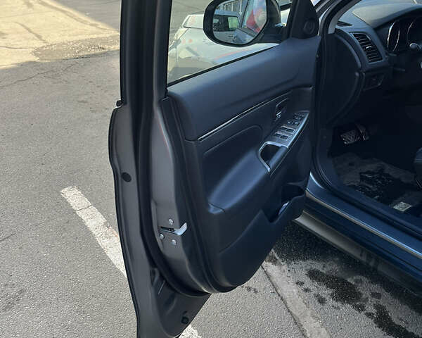 Серый Мицубиси АСХ, объемом двигателя 2 л и пробегом 22 тыс. км за 21000 $, фото 11 на Automoto.ua