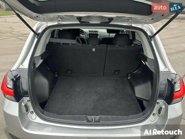 Серый Мицубиси АСХ, объемом двигателя 2 л и пробегом 56 тыс. км за 18500 $, фото 13 на Automoto.ua