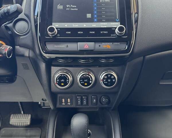 Серый Мицубиси АСХ, объемом двигателя 2.4 л и пробегом 1 тыс. км за 25500 $, фото 37 на Automoto.ua