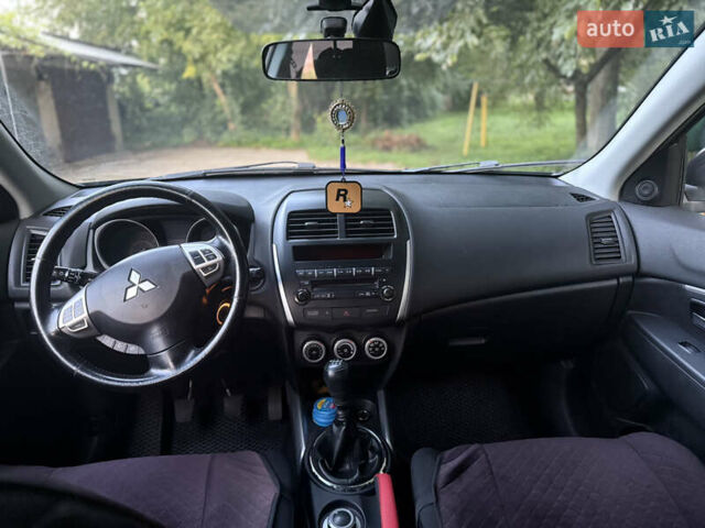 Синій Міцубісі АСХ, об'ємом двигуна 1.8 л та пробігом 191 тис. км за 10600 $, фото 5 на Automoto.ua