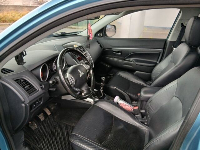 Синий Мицубиси АСХ, объемом двигателя 1.8 л и пробегом 232 тыс. км за 8500 $, фото 11 на Automoto.ua