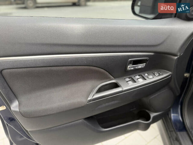 Синий Мицубиси АСХ, объемом двигателя 1.8 л и пробегом 180 тыс. км за 9200 $, фото 25 на Automoto.ua