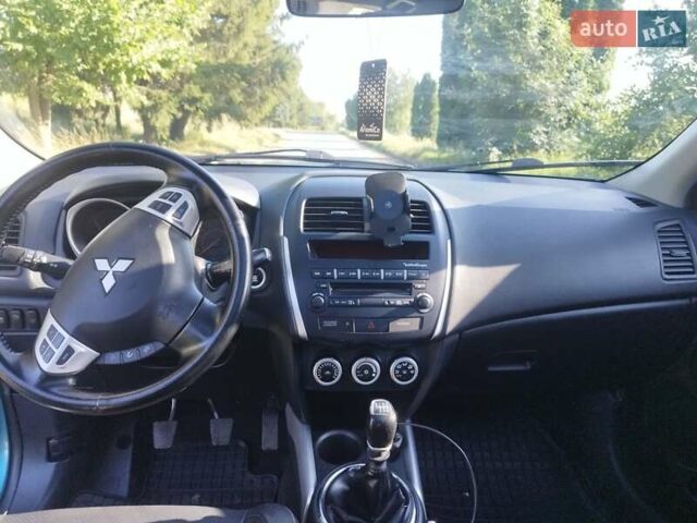 Синий Мицубиси АСХ, объемом двигателя 1.8 л и пробегом 268 тыс. км за 10500 $, фото 13 на Automoto.ua