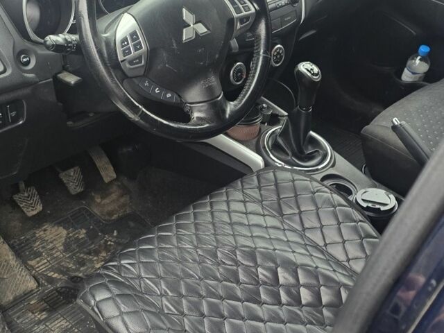 Синий Мицубиси АСХ, объемом двигателя 1.6 л и пробегом 243 тыс. км за 5200 $, фото 4 на Automoto.ua