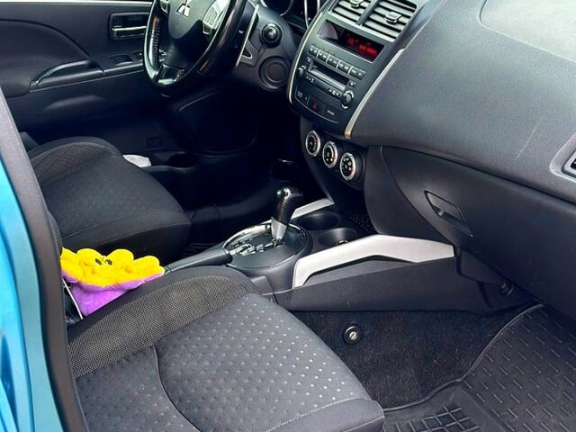 Синий Мицубиси АСХ, объемом двигателя 1.8 л и пробегом 225 тыс. км за 9900 $, фото 4 на Automoto.ua