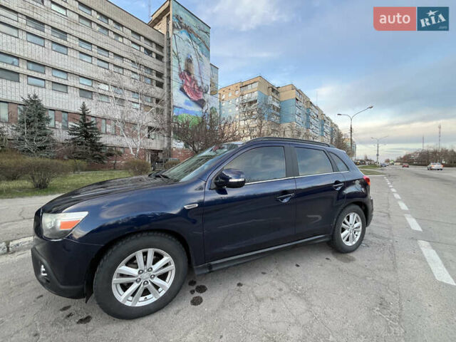 Синій Міцубісі АСХ, об'ємом двигуна 2 л та пробігом 242 тис. км за 9999 $, фото 6 на Automoto.ua